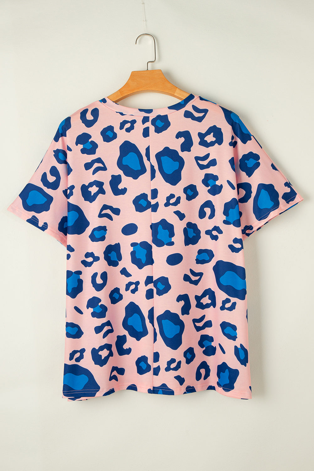 Rose Leopard Print V Neck Plus Size Tee